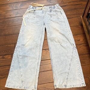 Fashion Nova Light Blue Boyfriend Jeans